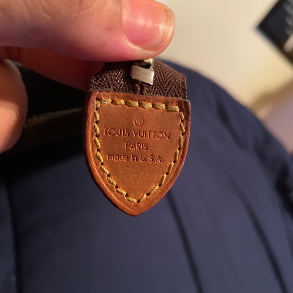 AUTHENTIC BROWN LOUIS VUITTON LEATHER ZIPPER BAG USED - Picture 4 of 6